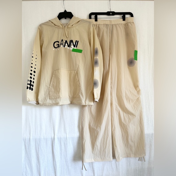 Ganni Jackets & Blazers - GANNI Beige Light Tech Hoodie & Drawstring Pants - Designer workout set- Size M
